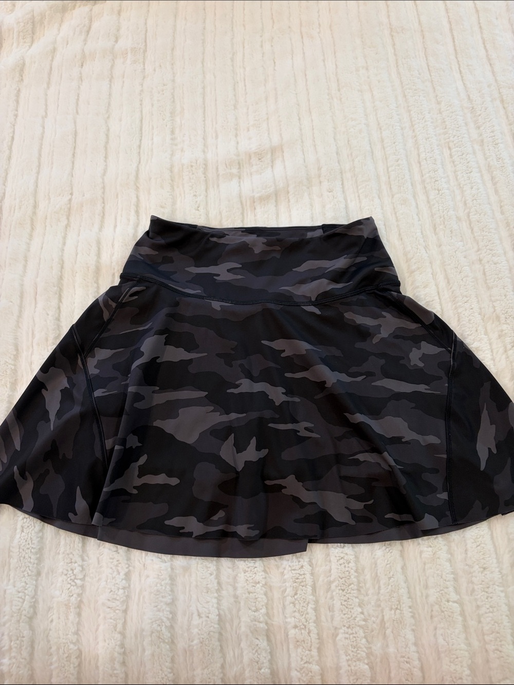 Athleta Black & Gray Camo Circle Skirt